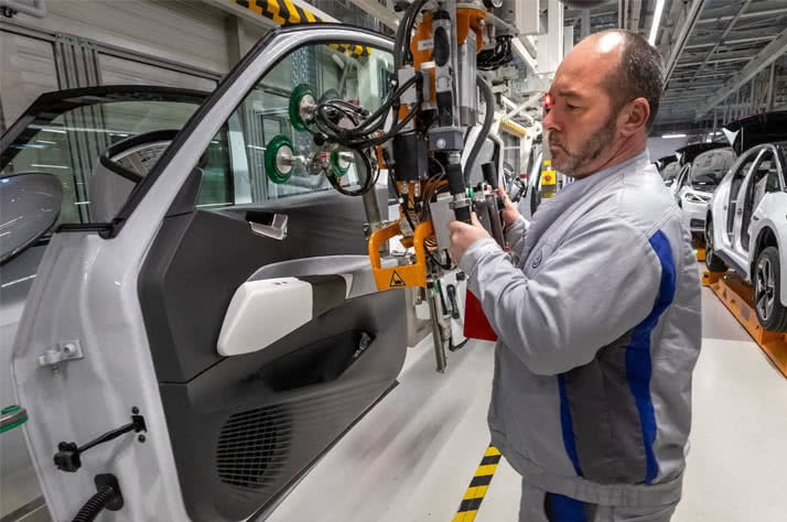 Grupo Sala volkswagen-comerciales Nous